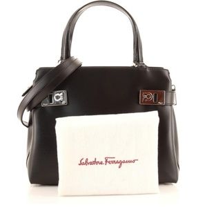 💃🥂👑Salvatore Ferragamo Black Suede Tote👑🥂💃
